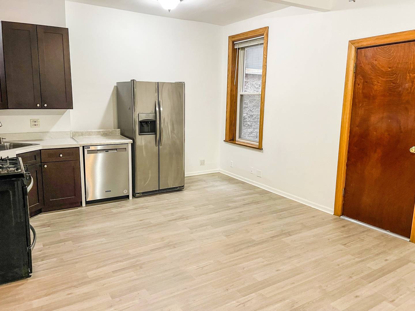 Chicago, IL 60622,2152 W Division ST #2R