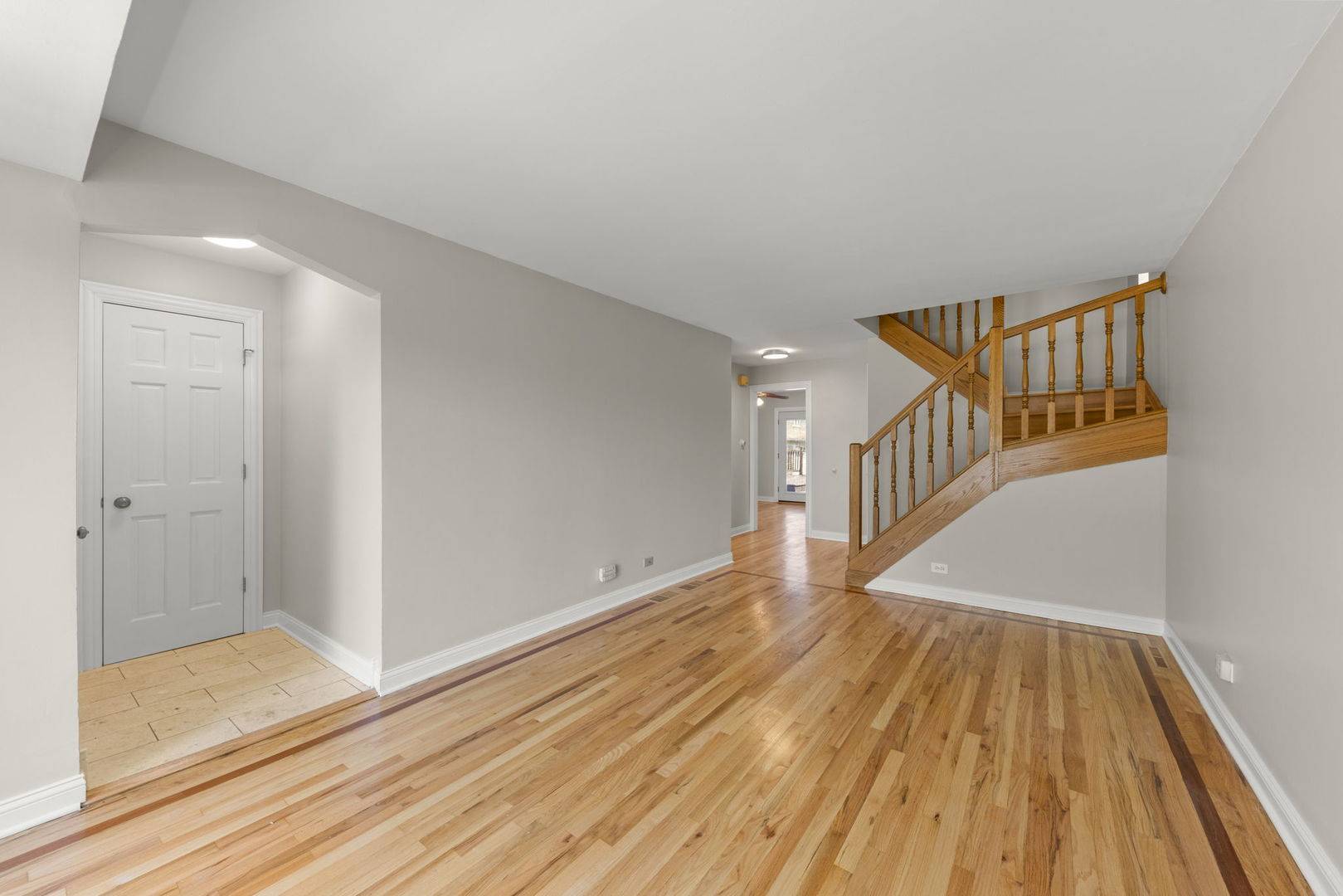 Chicago, IL 60632,5037 S Keating AVE