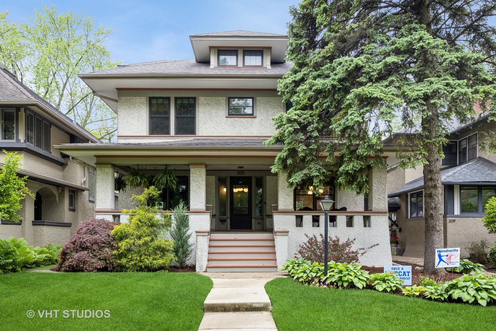 Oak Park, IL 60302,305 N Elmwood AVE