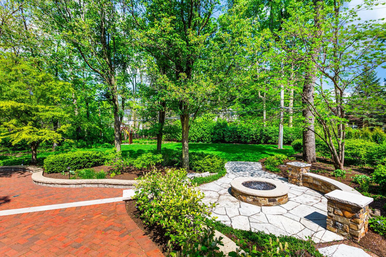 Naperville, IL 60540,1046 Sylvan CIR