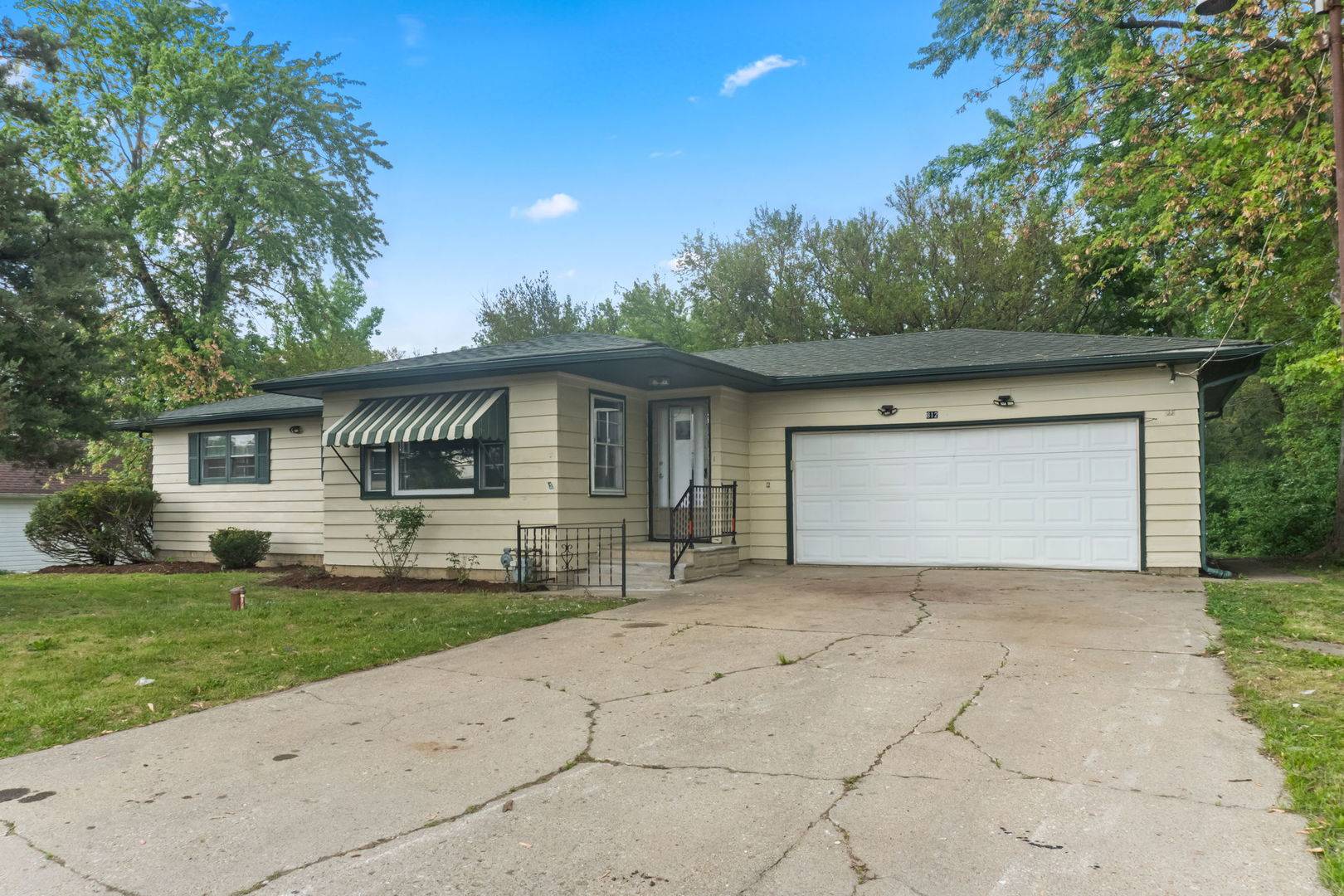 Lockport, IL 60441,812 Northern DR