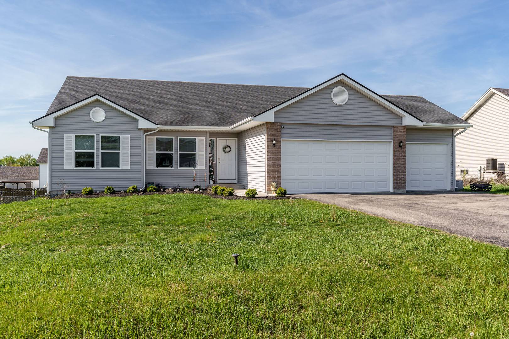 Roscoe, IL 61073,722 Ashleigh LN