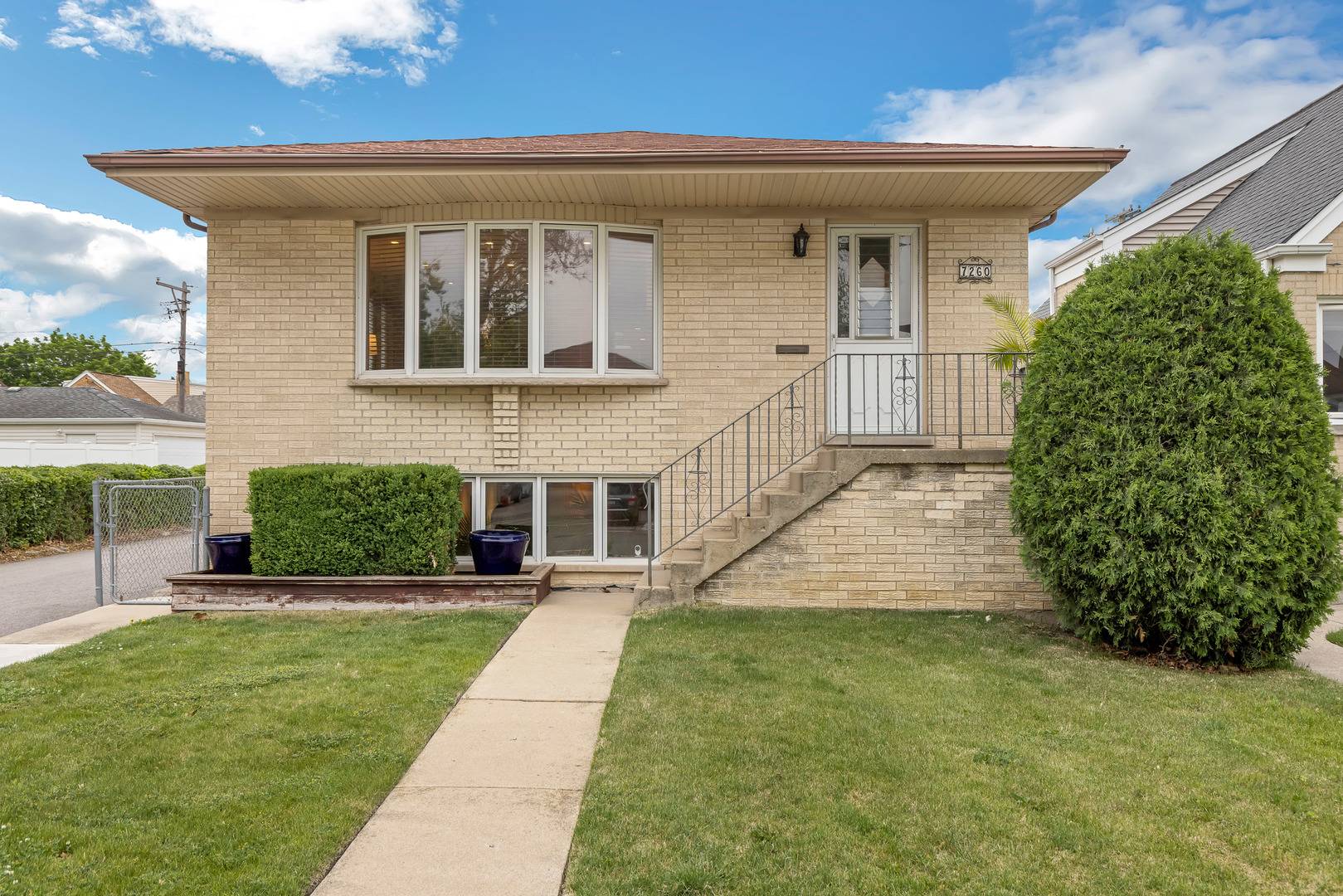 Chicago, IL 60631,7260 W Fitch AVE