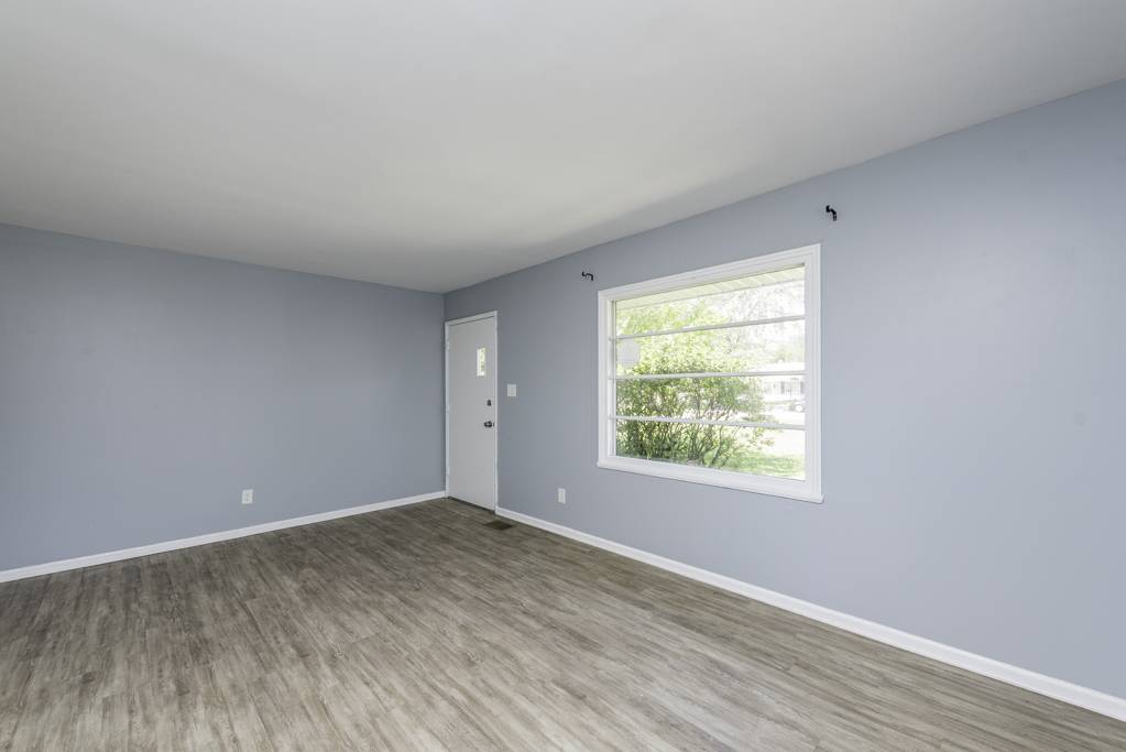Waukegan, IL 60085,1705 Lyons CT
