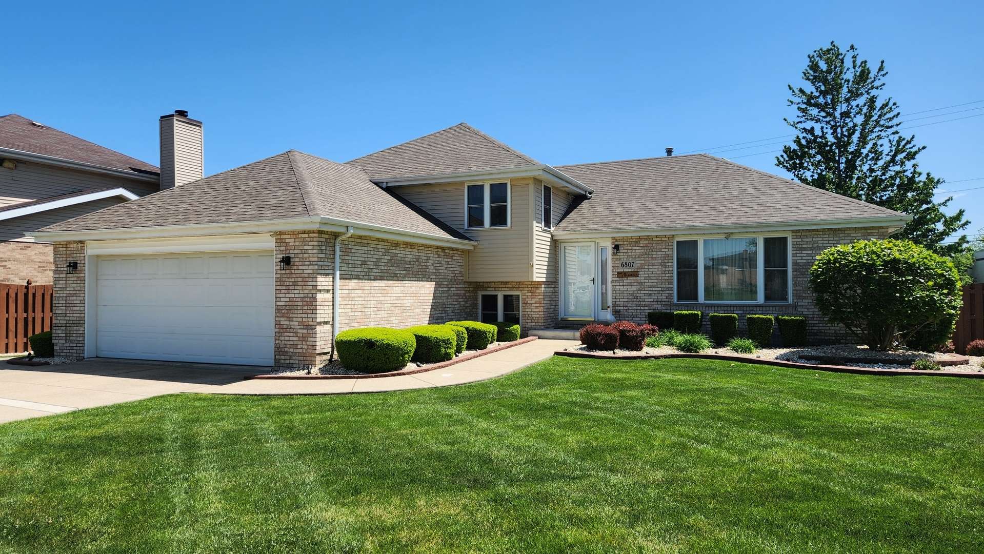 Tinley Park, IL 60477,6807 180th CT
