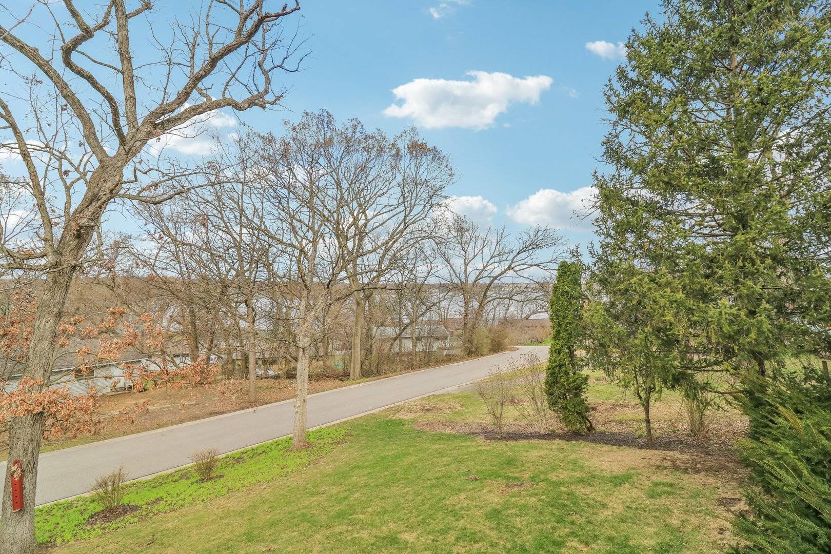 Wonder Lake, IL 60097,3204 Hillside DR