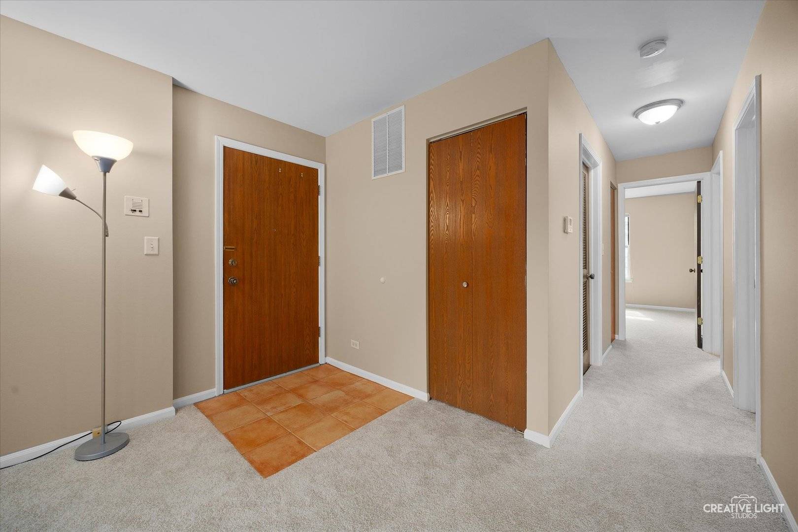 Bartlett, IL 60103,753 Candleridge CT #C1
