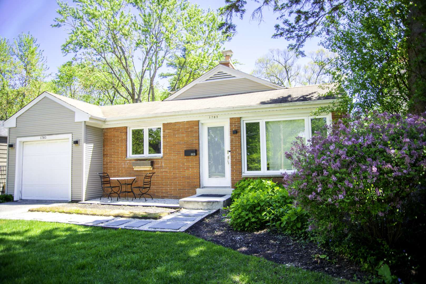 Highland Park, IL 60035,1703 Beverly PL