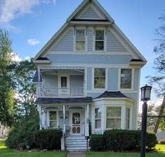Momence, IL 60954,103 N Maple ST