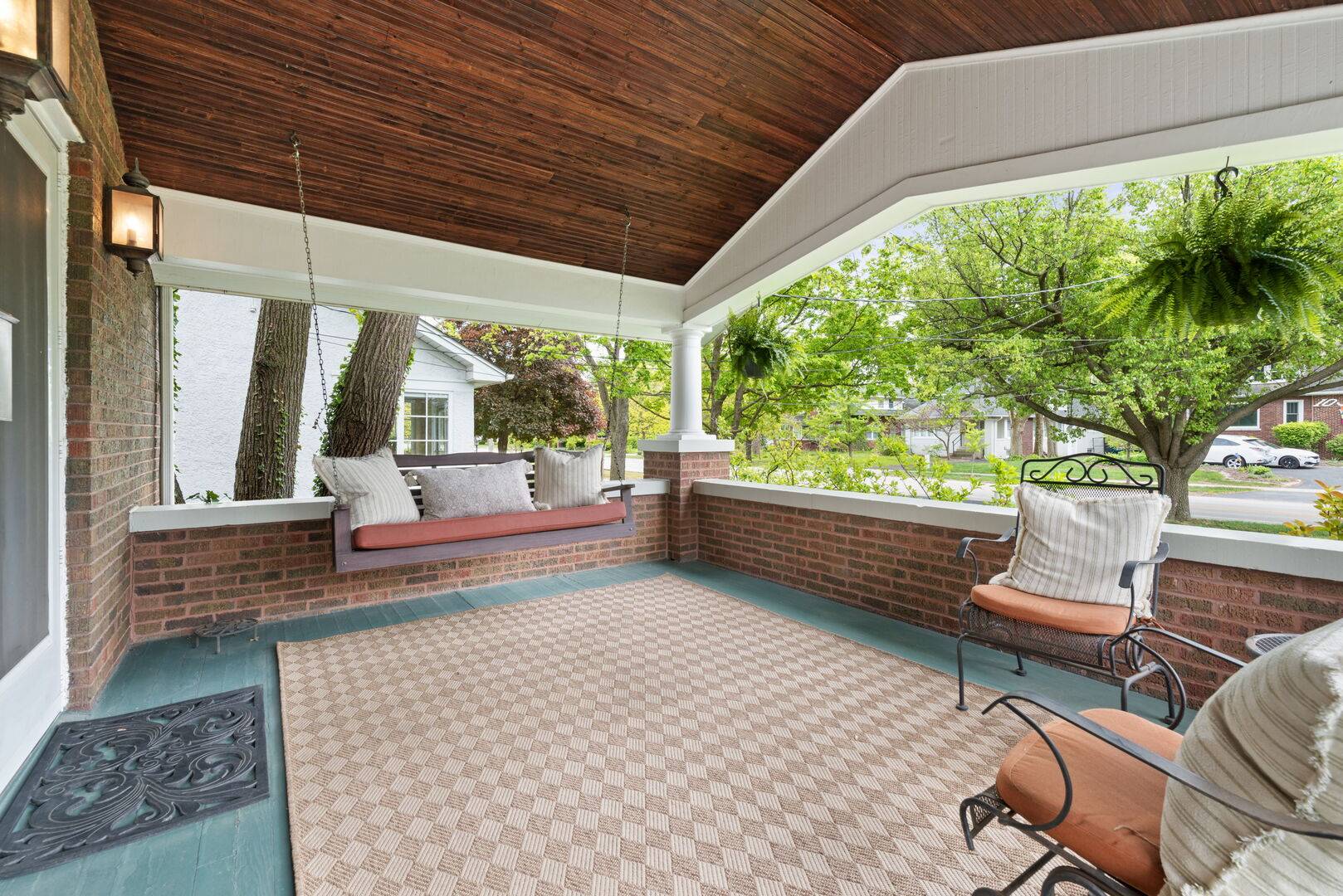 Northbrook, IL 60062,1040 Shermer RD