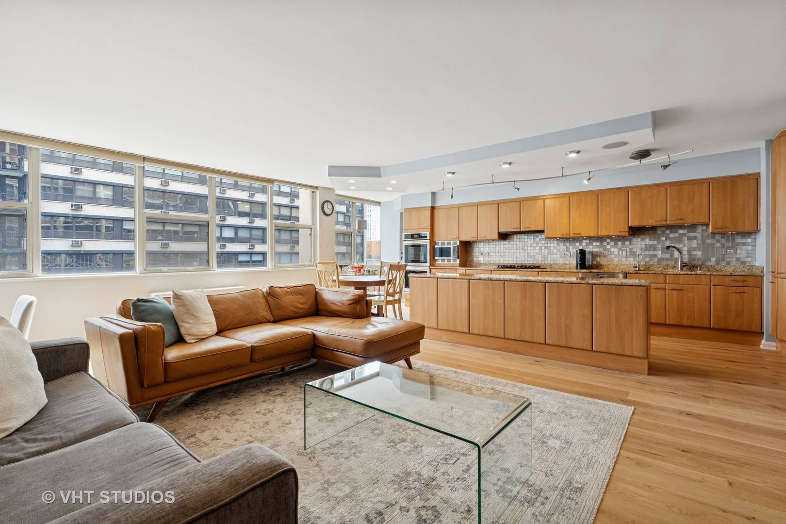 Chicago, IL 60611,40 E Cedar ST #8CD