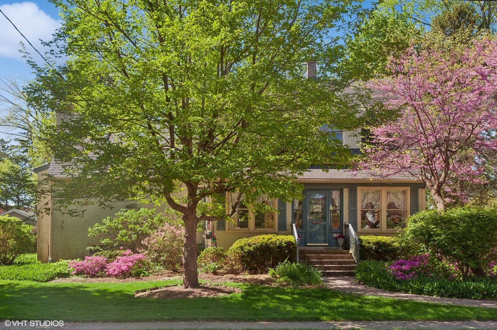 Libertyville, IL 60048,141 W Lincoln AVE