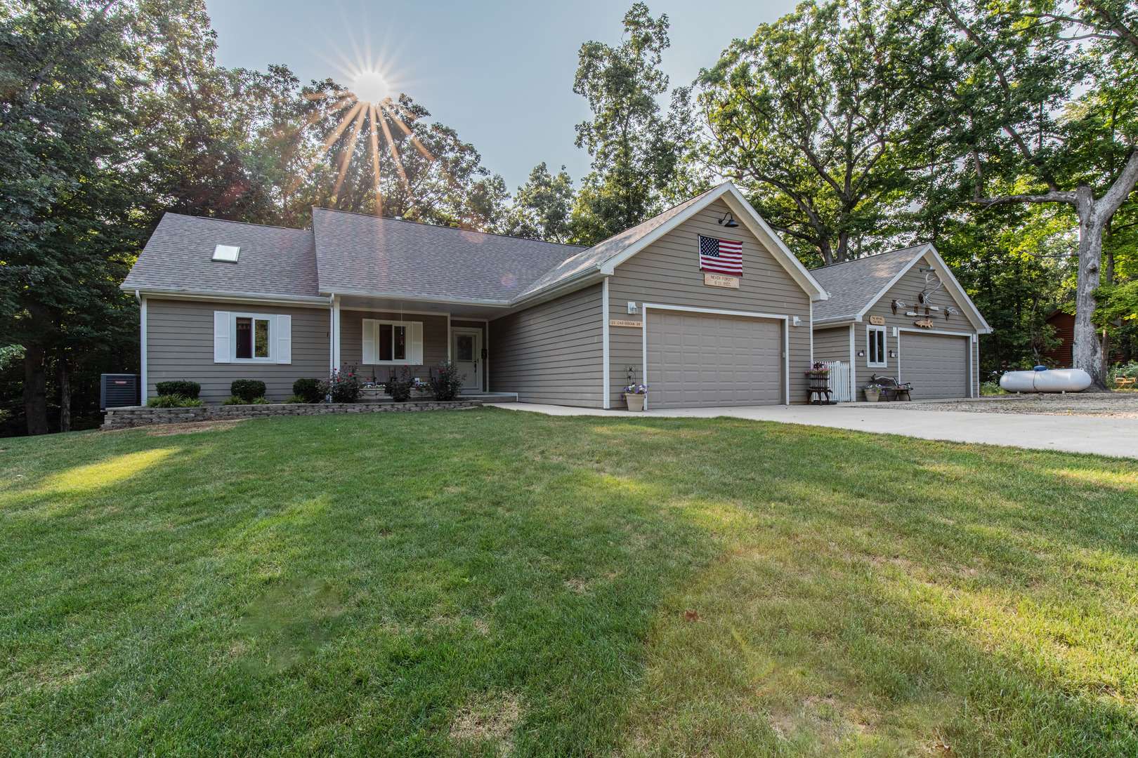 Putnam, IL 61560,21 Carribean DR