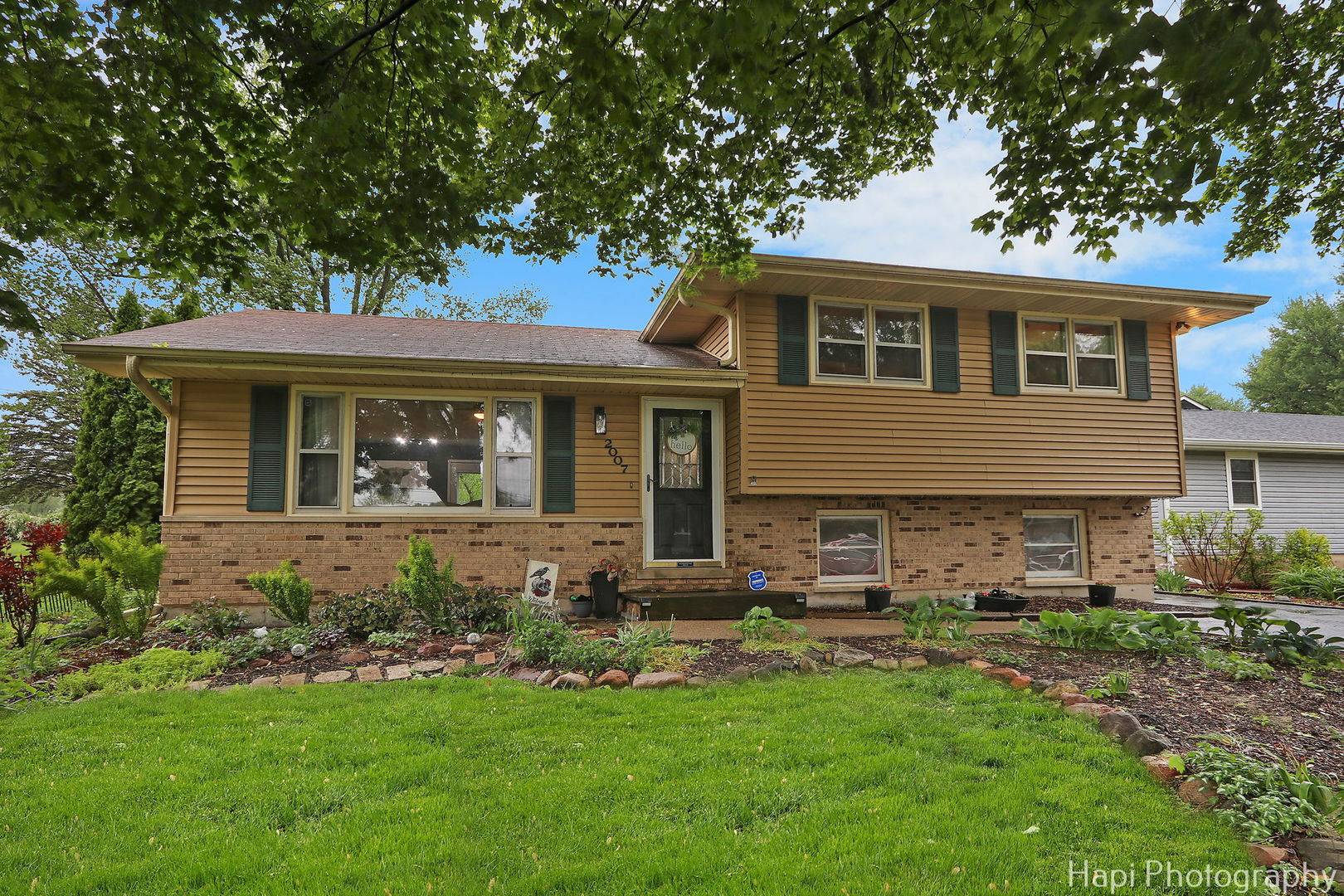 Mchenry, IL 60050,2007 Oak DR