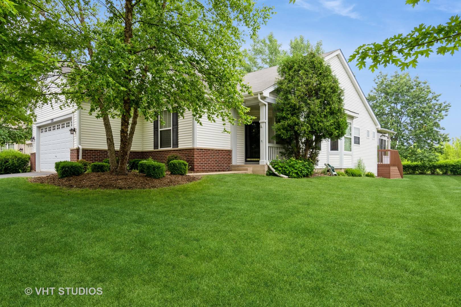 Aurora, IL 60502,1520 Mansfield DR