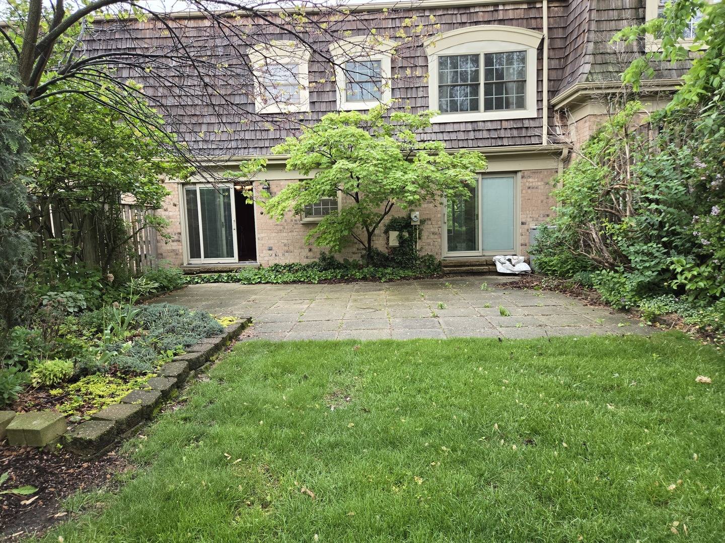 Oak Brook, IL 60523,2S663 Avenue Normandy East