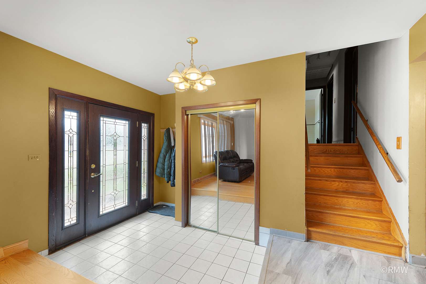 Addison, IL 60101,1236 N FISCHER DR