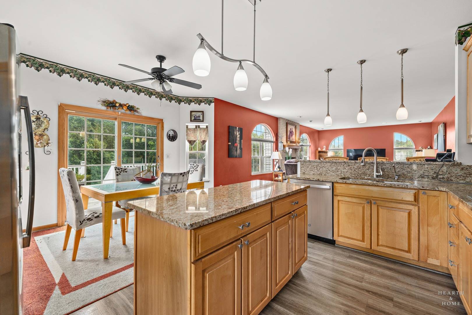 Johnsburg, IL 60051,5008 Country Springs DR