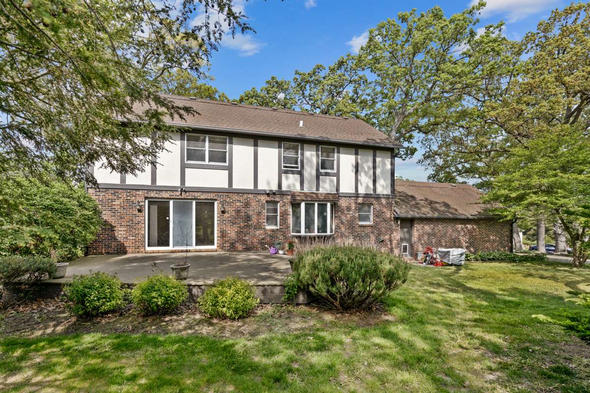 Genoa, IL 60135,11280 James CT