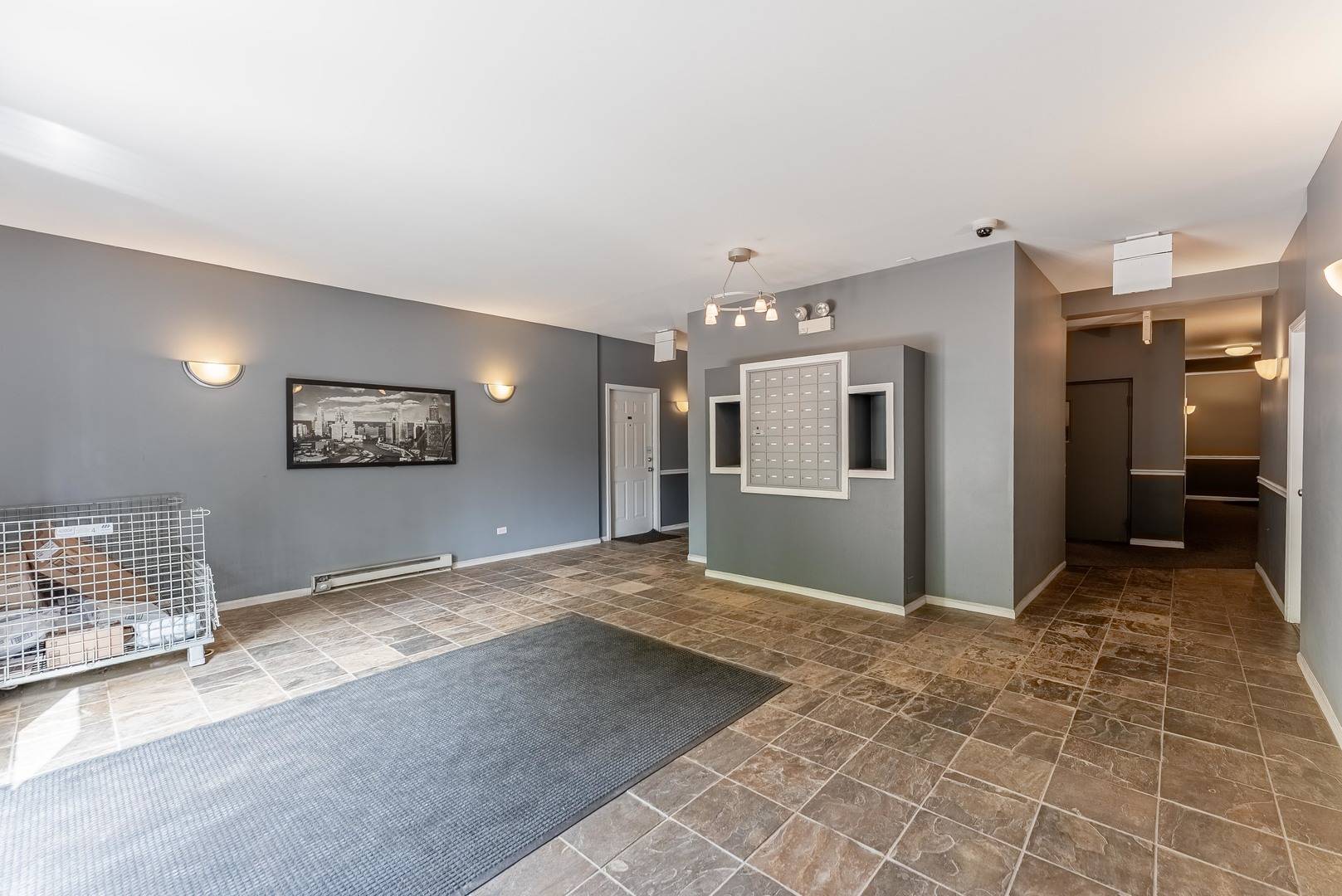 Chicago, IL 60647,2720 W Cortland ST #102