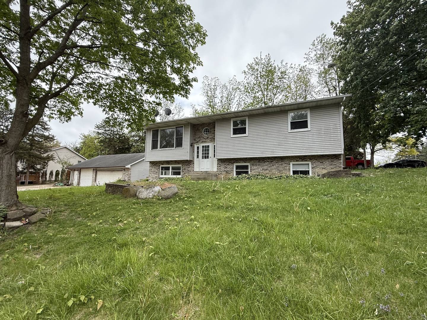 Round Lake, IL 60073,24631 W Clinton AVE