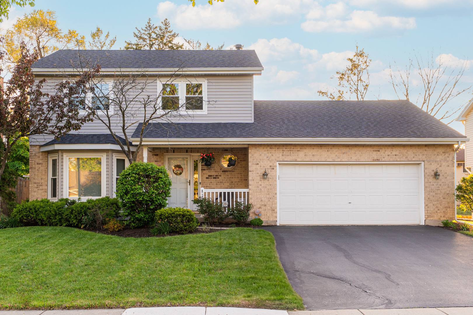 Woodridge, IL 60517,8332 Adbeth AVE