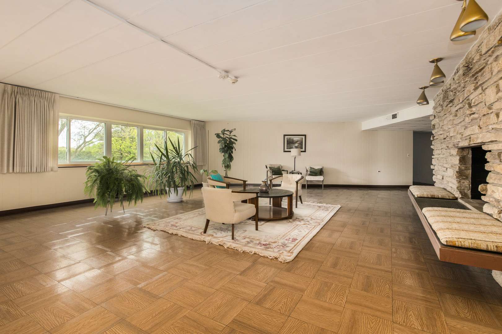 Downers Grove, IL 60515,5540 Walnut AVE #23C