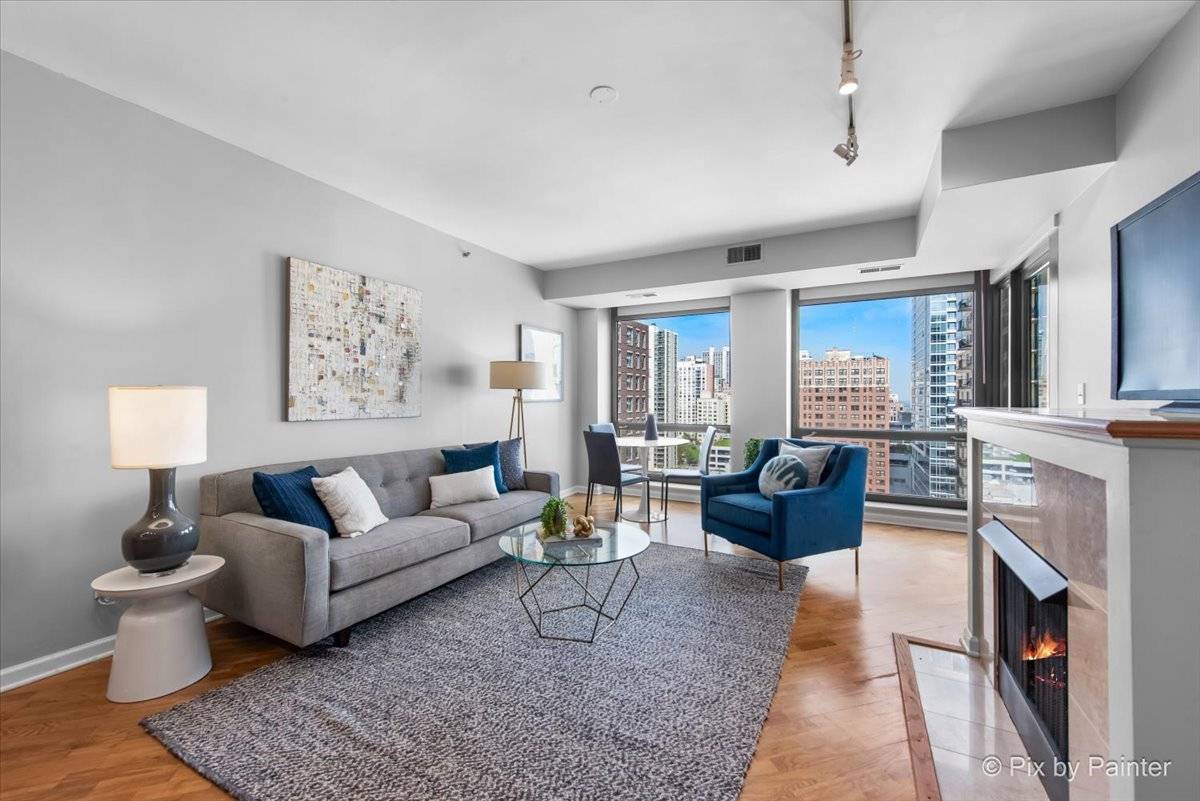 Chicago, IL 60610,1212 N WELLS ST #1403