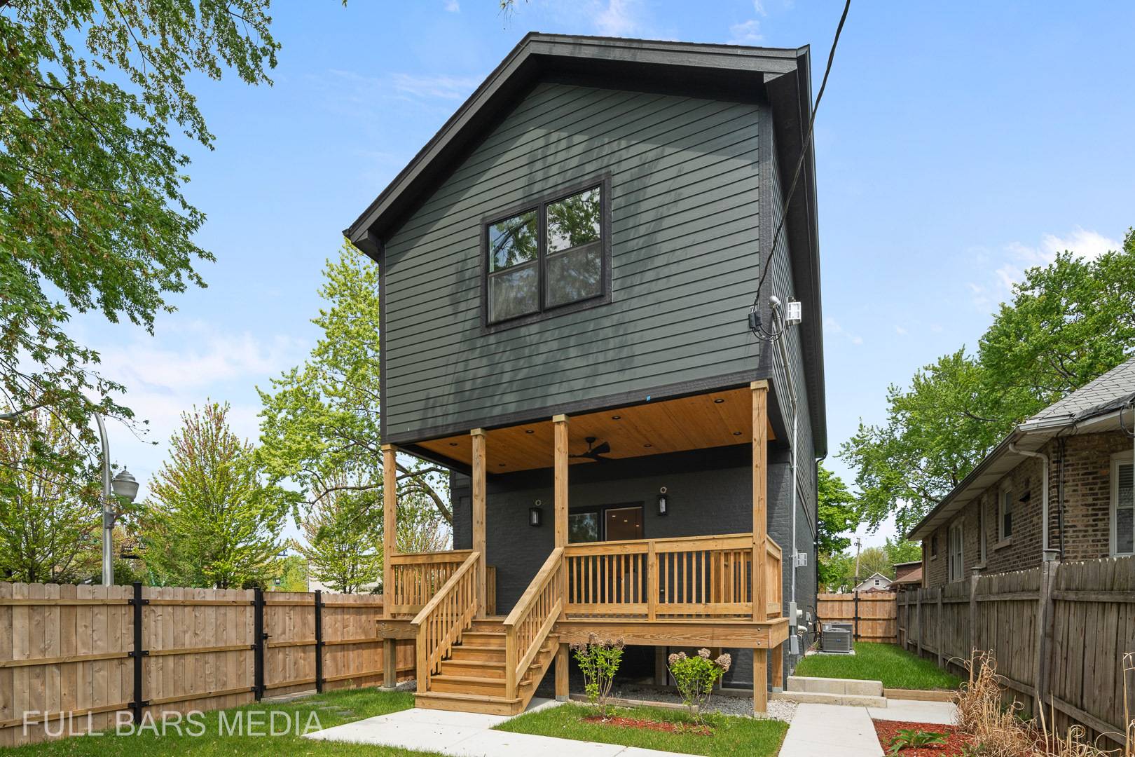 Chicago, IL 60641,4183 W Nelson ST
