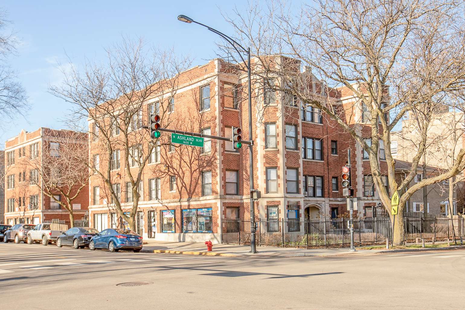Chicago, IL 60626,6948 N Ashland BLVD #3B