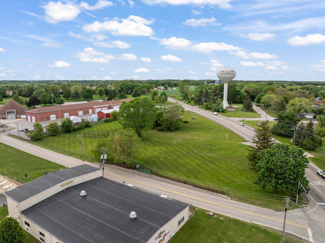 Johnsburg, IL 60051,3603 N Richmond RD