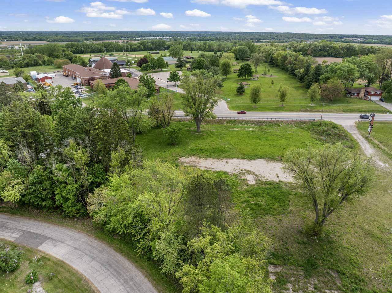 Johnsburg, IL 60051,3702 N Richmond RD