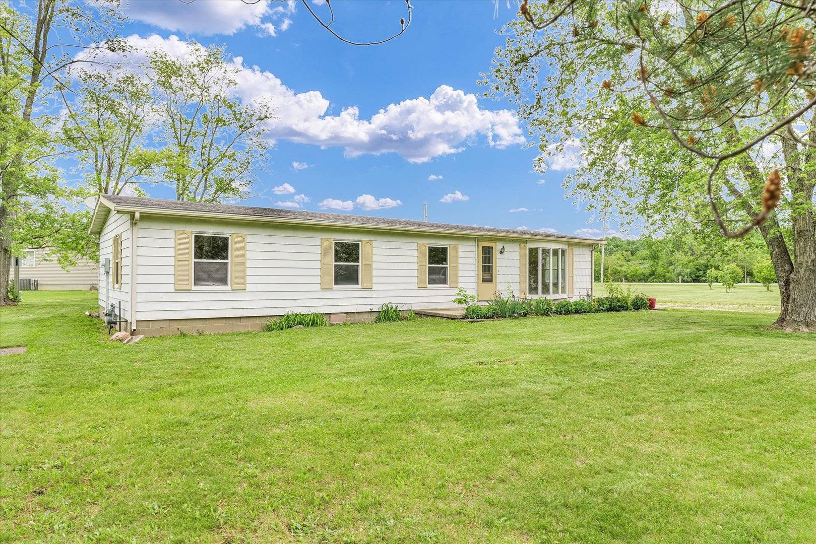 Loda, IL 60948,116 Seminole LN