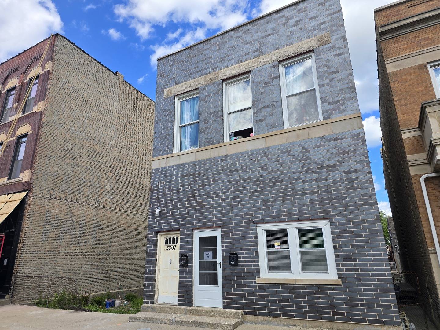 Chicago, IL 60616,3307 S Wallace ST