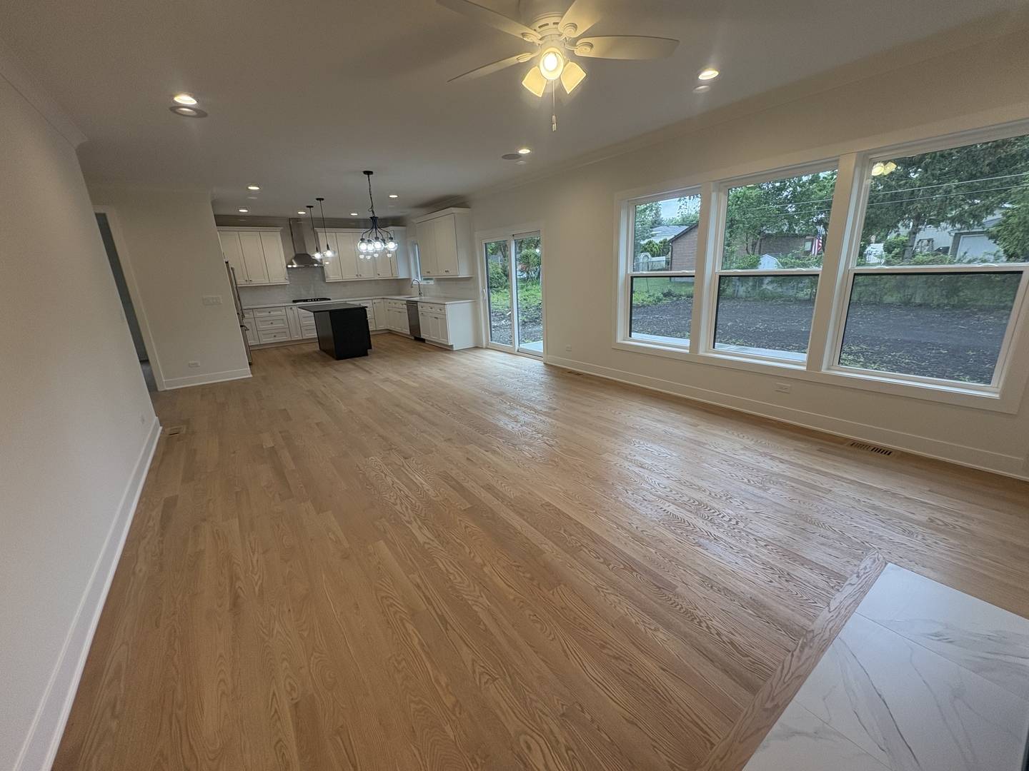 Wood Dale, IL 60191,154 Pine LN