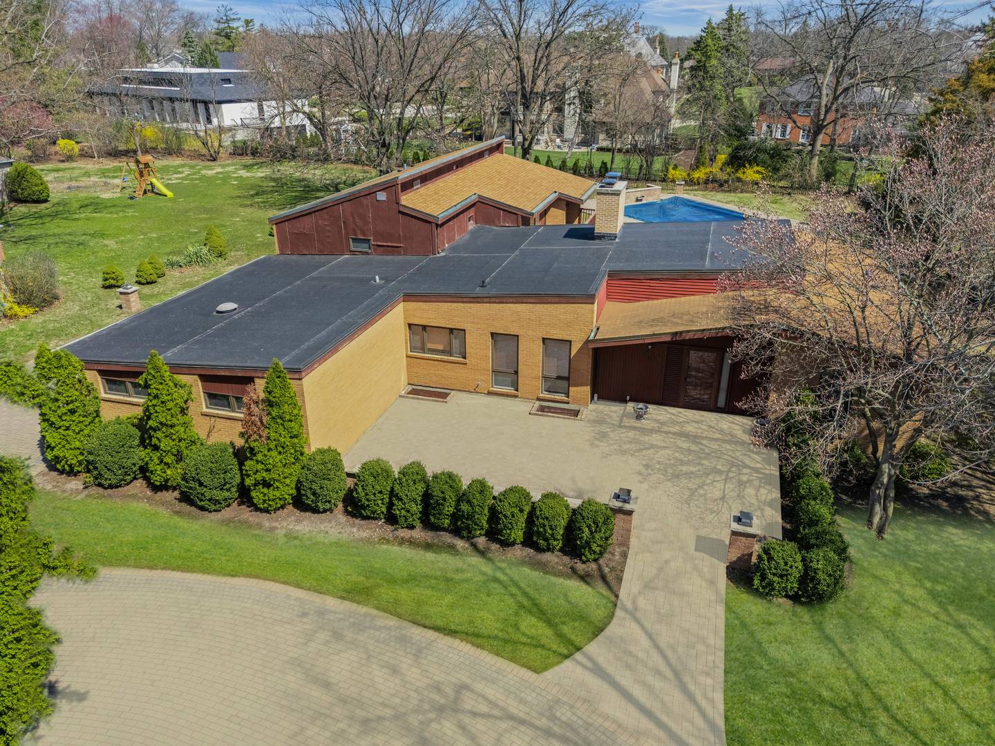 Oak Brook, IL 60523,2819 Meyers RD