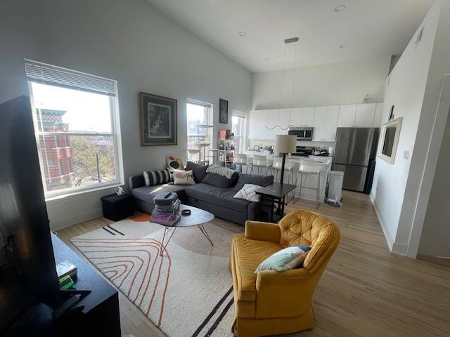 Chicago, IL 60622,1858 W Chicago AVE #4F