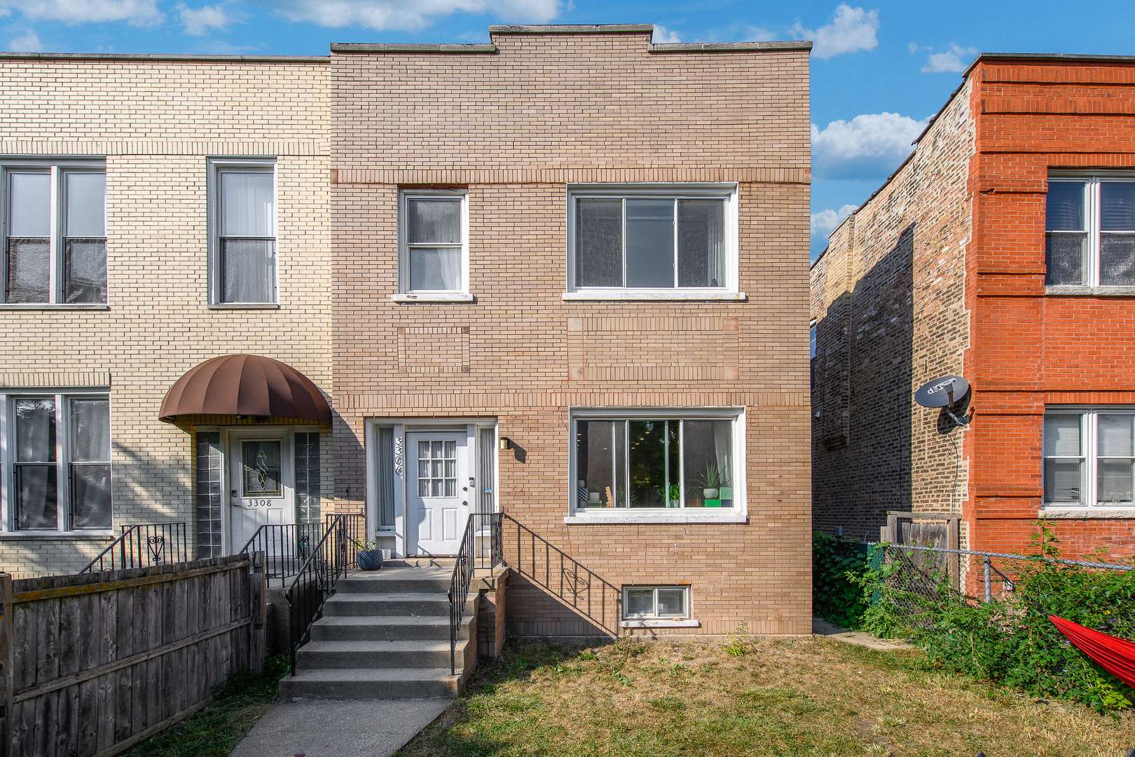 Chicago, IL 60651,3306 W LeMoyne ST