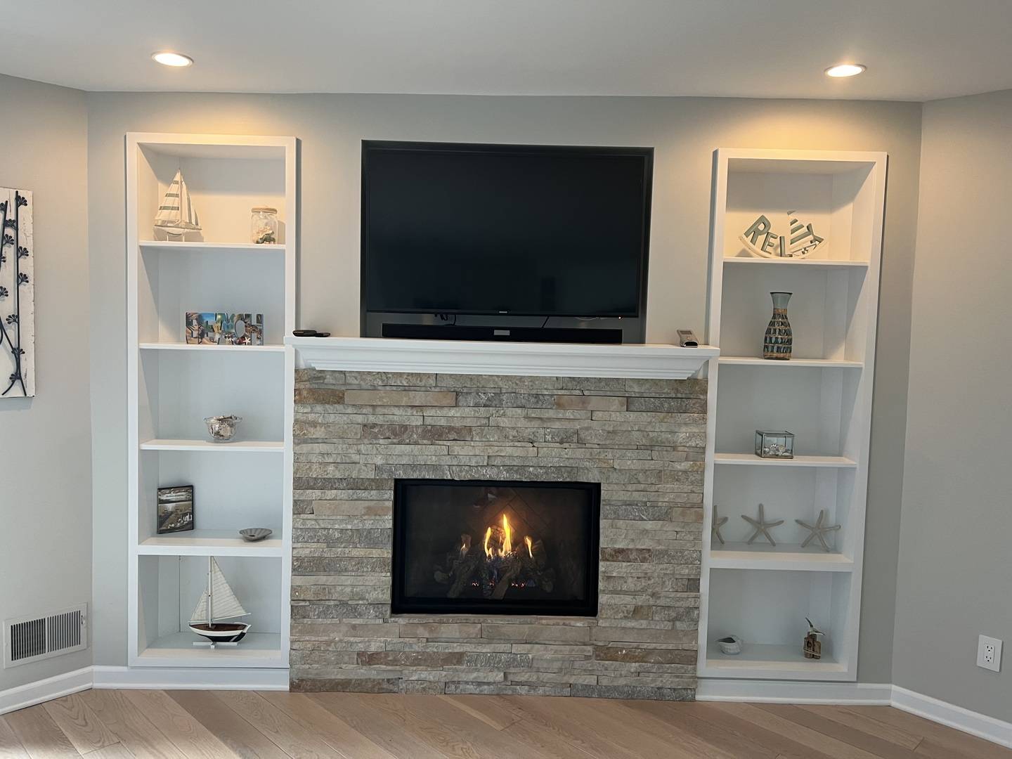 Twin Lakes, WI 53181,131 Lance DR #14