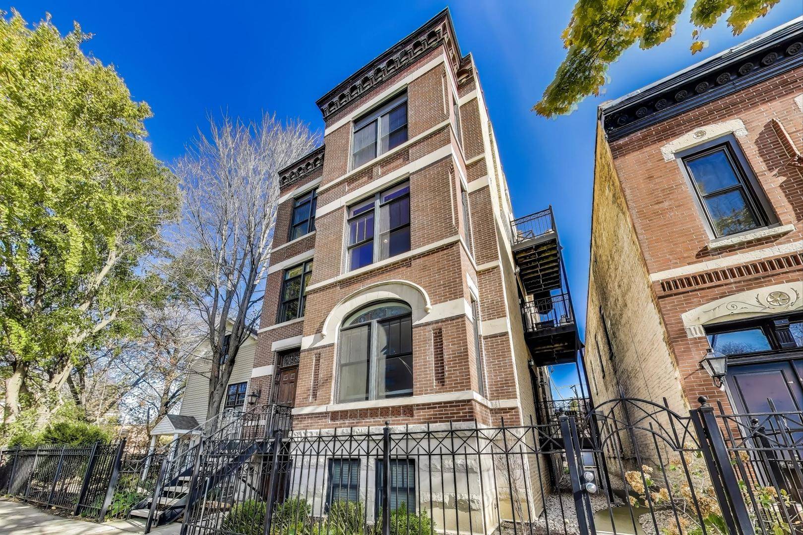 Chicago, IL 60614,2639 N Sheffield AVE #2