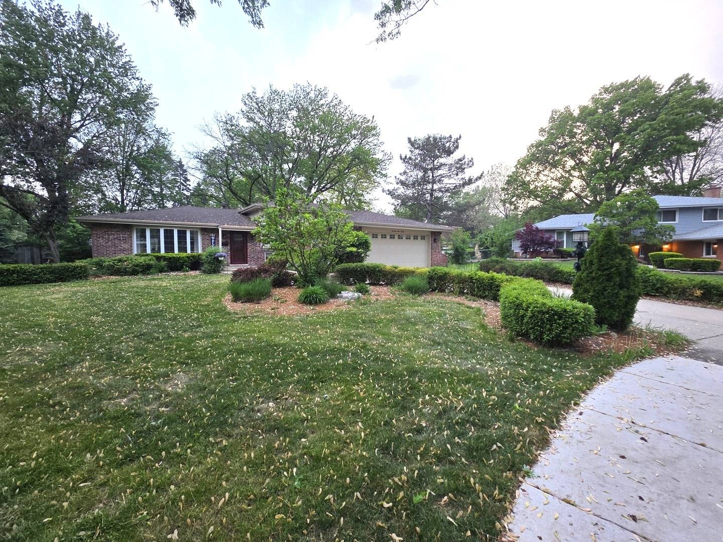 Darien, IL 60561,7930 Grant ST
