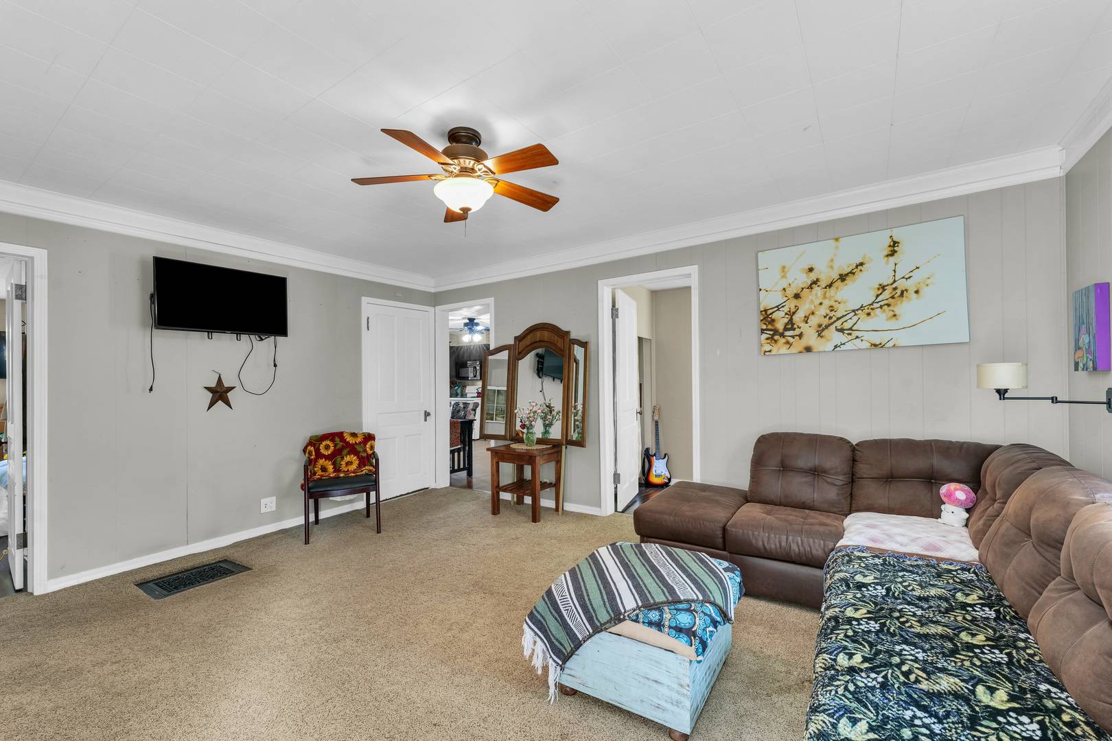 Ivesdale, IL 61851,406 5th ST