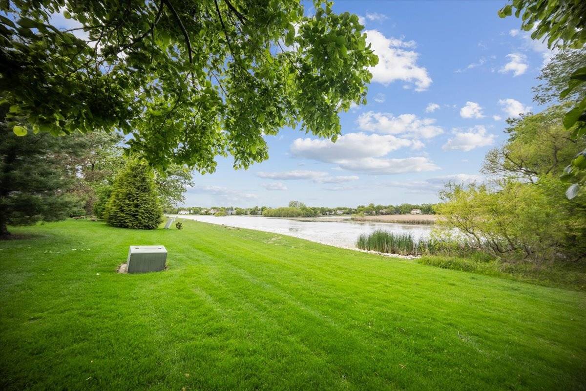 Elgin, IL 60120,1148 COLDSPRING RD #0