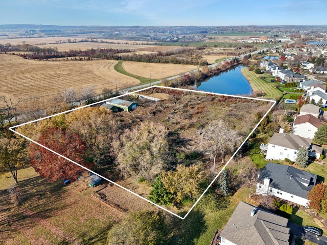 Geneva, IL 60134,Unit 4A Prairie Grove DR