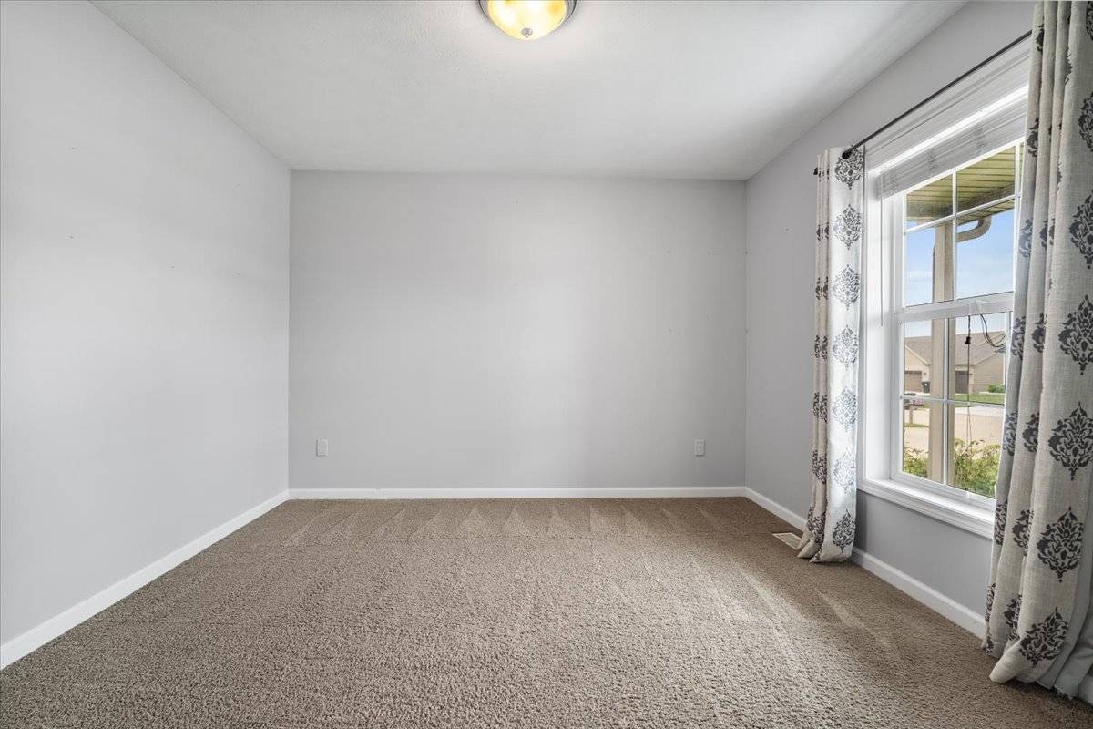 Normal, IL 61761,1705 Flagstone DR