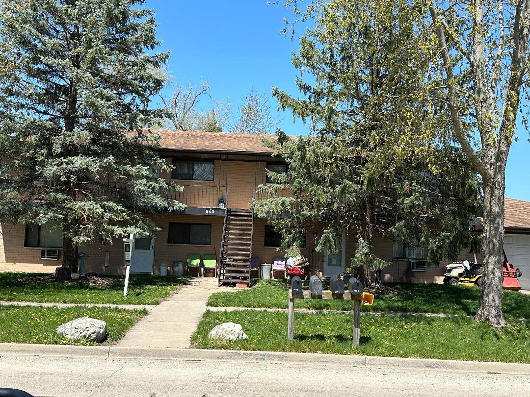 Hampshire, IL 60140,440 E Jefferson AVE #2