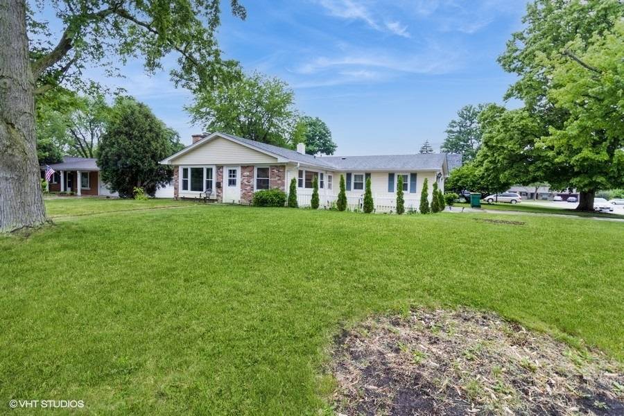 Montgomery, IL 60538,25 Knollwood DR