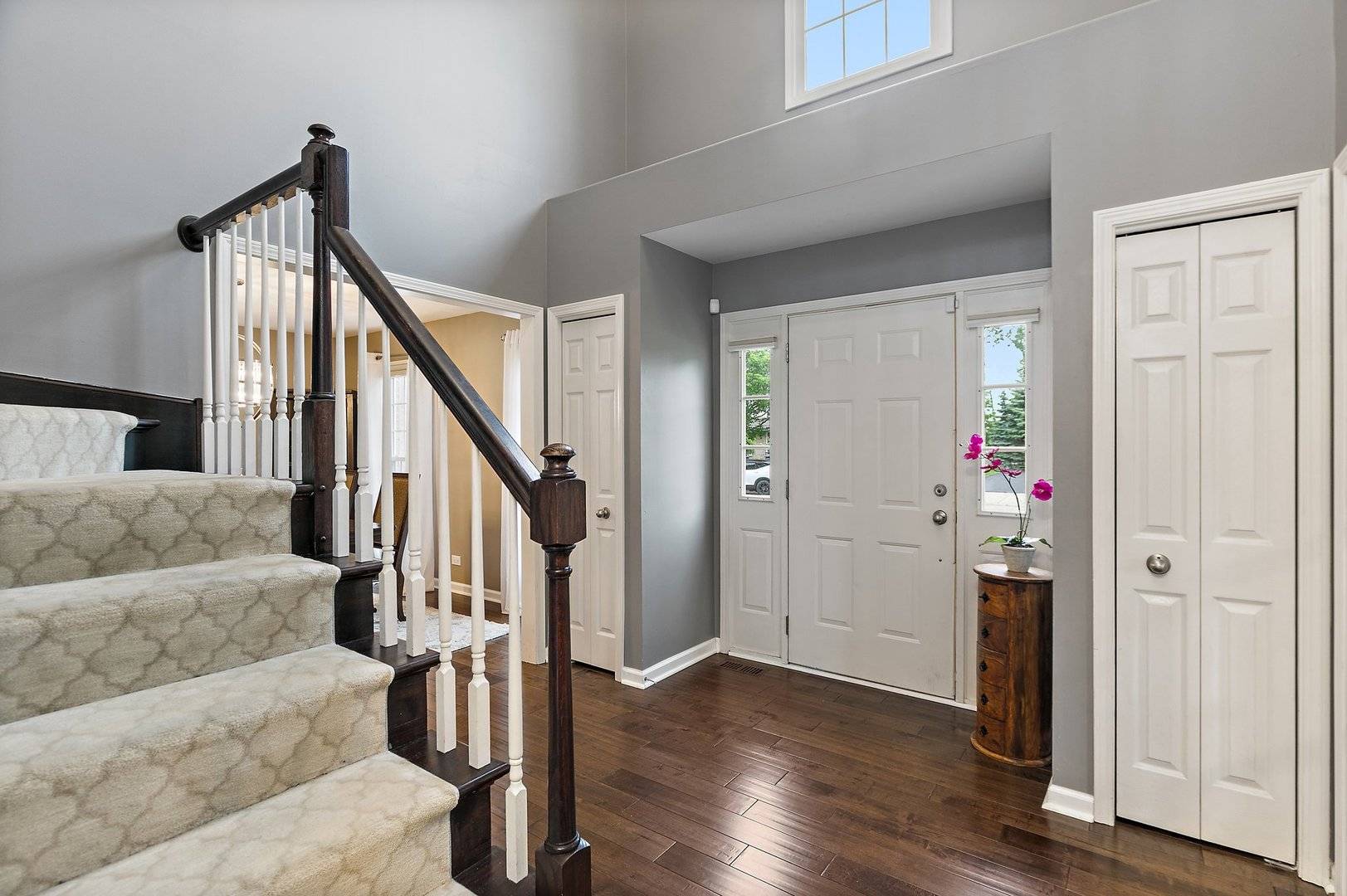Algonquin, IL 60102,1560 Kensington DR