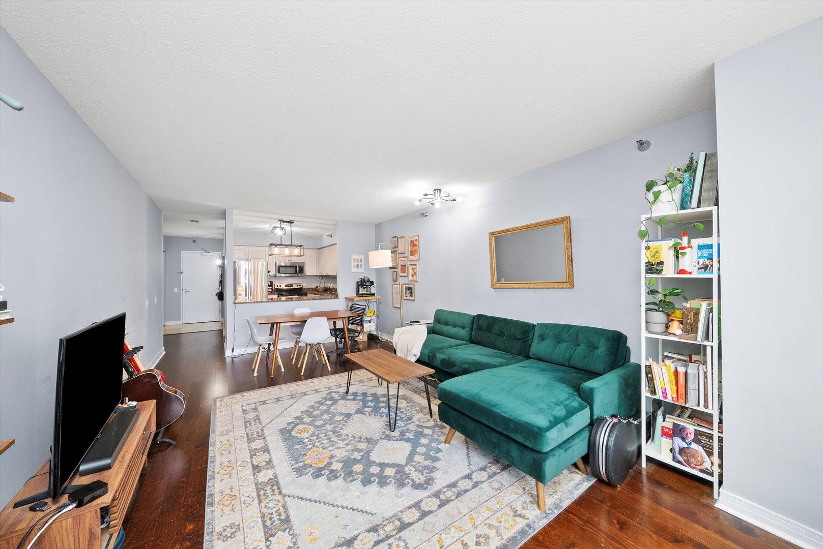 Chicago, IL 60611,512 N Mcclurg CT #705