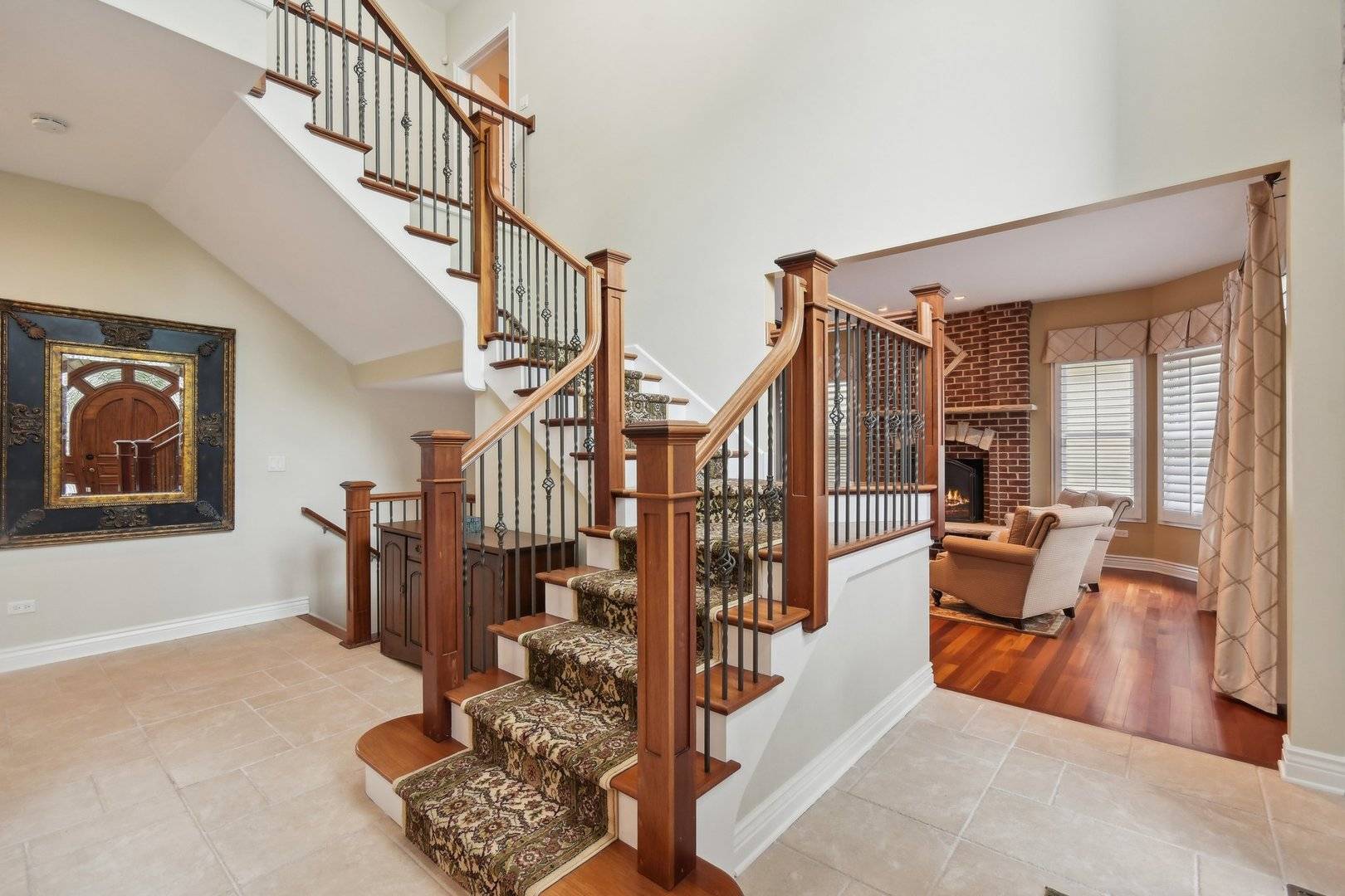 Naperville, IL 60540,557 Juniper DR